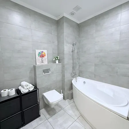 Apartment большая белая *